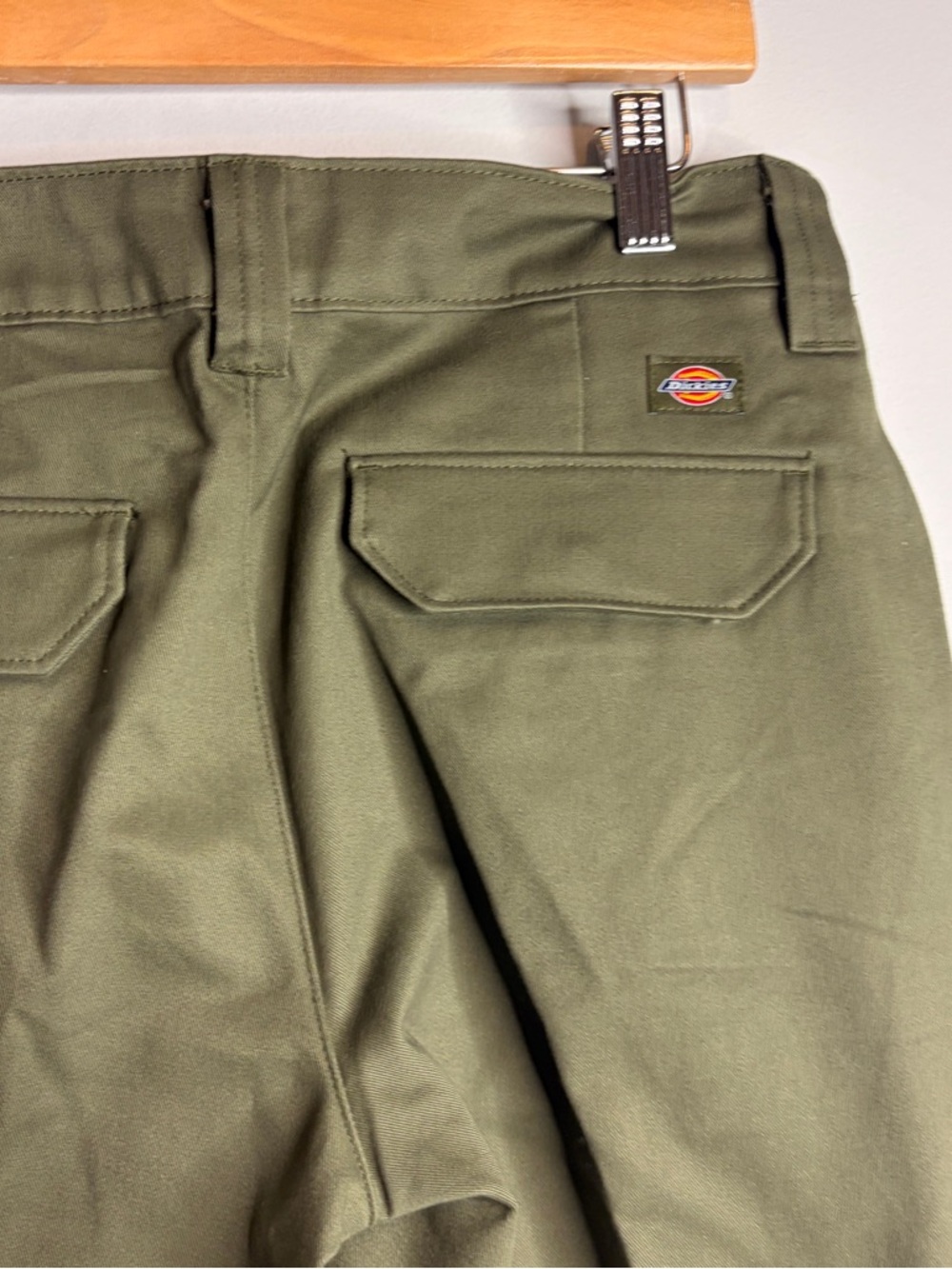Dickies Women’s Olive Cargo Pants - 6 Regular - Picture 8 of 8